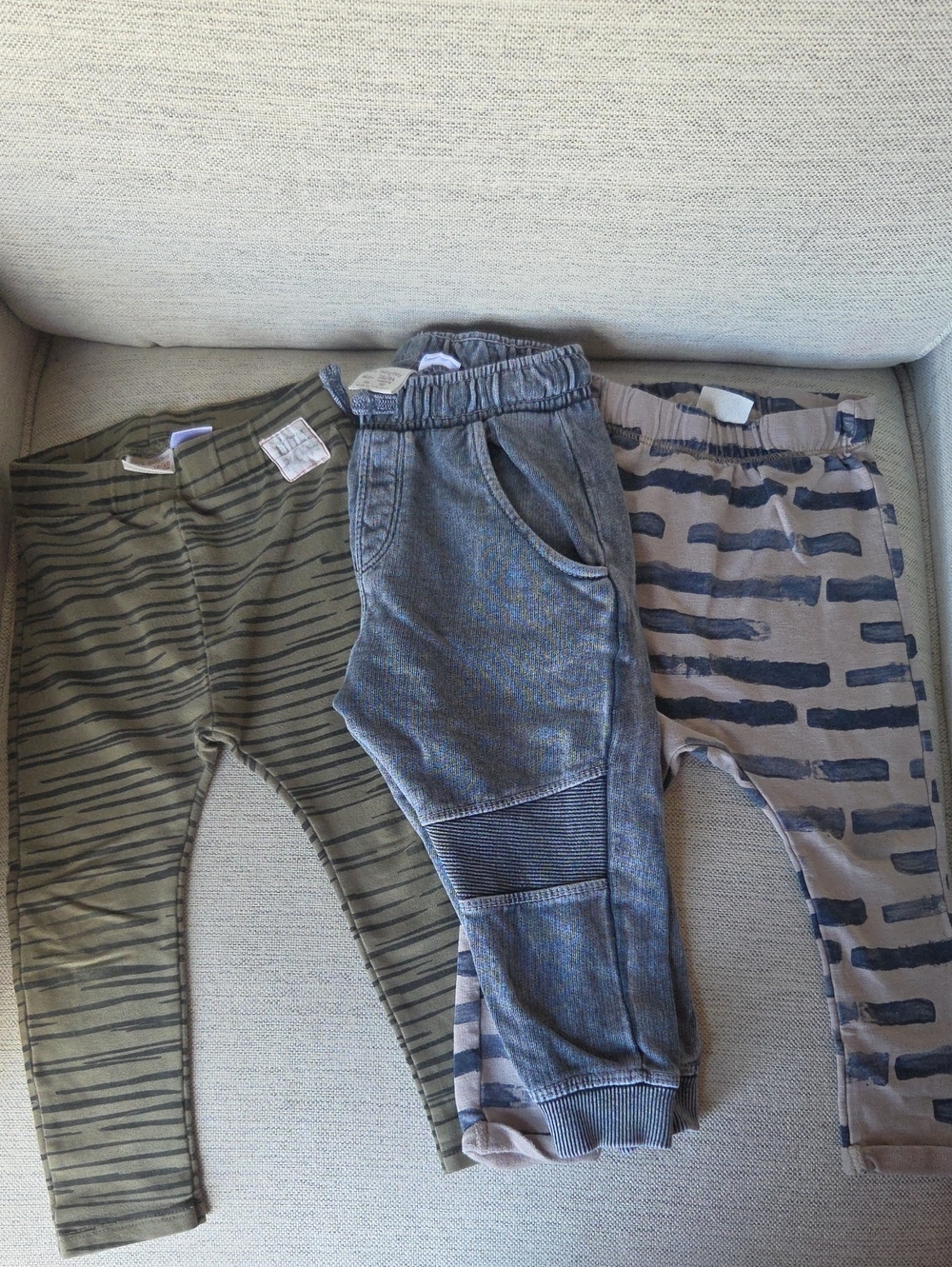 Zara Kids 3-Pack Joggers in Olive, Gray and Taupe Stripe